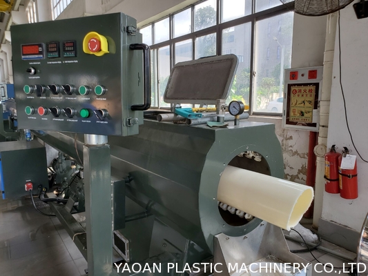 Ekstrüzyon Kapasiteli ABS Boru Makinası 50-800kg / H Üretim Hattı